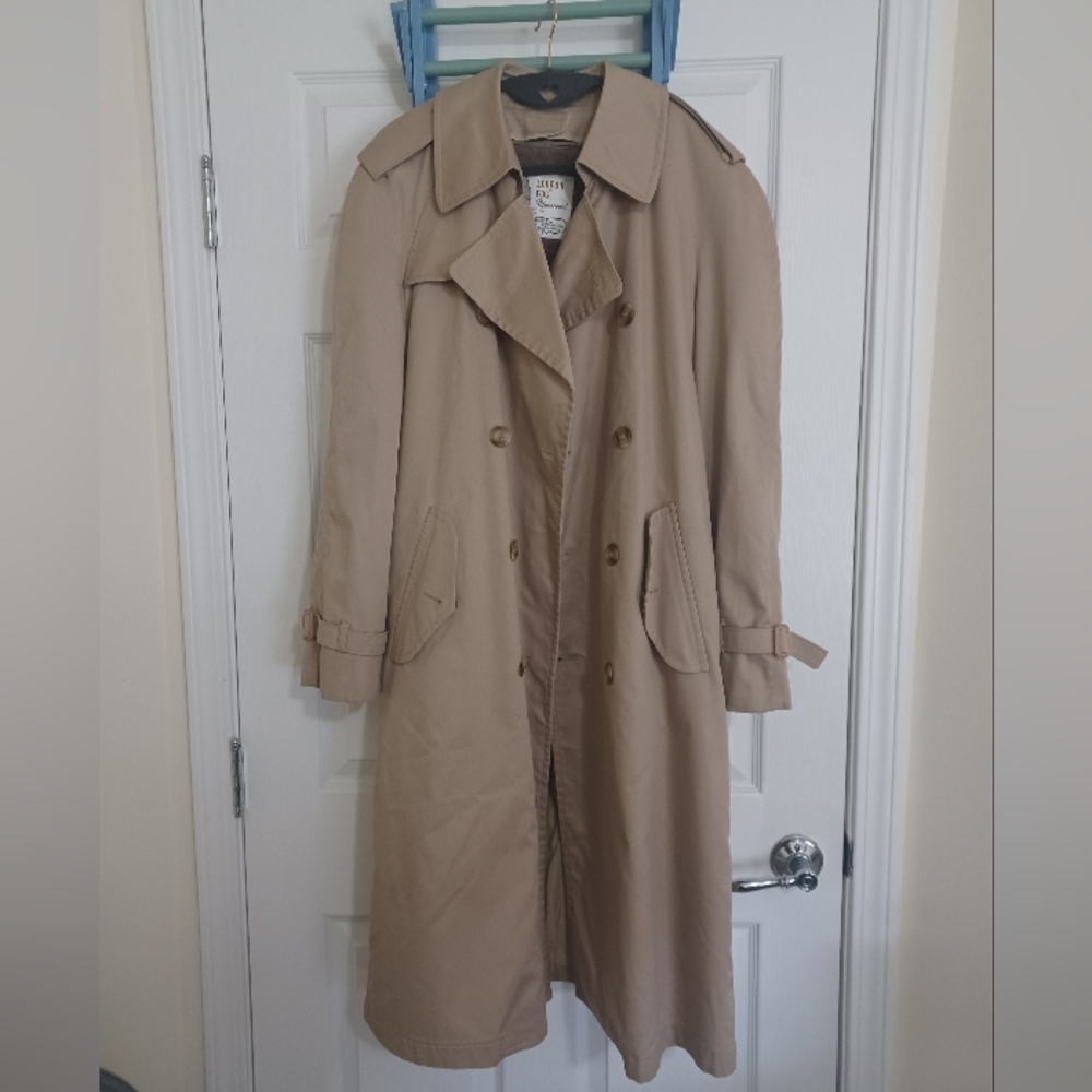 VTG London Fog Mens Trench Coat Tan 38R Removable Lining No Belt